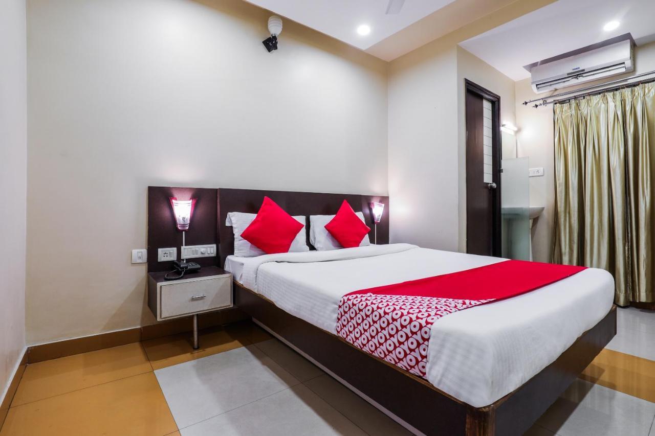 Hotel New Sree Krishna Residency Hyderabad Exterior photo