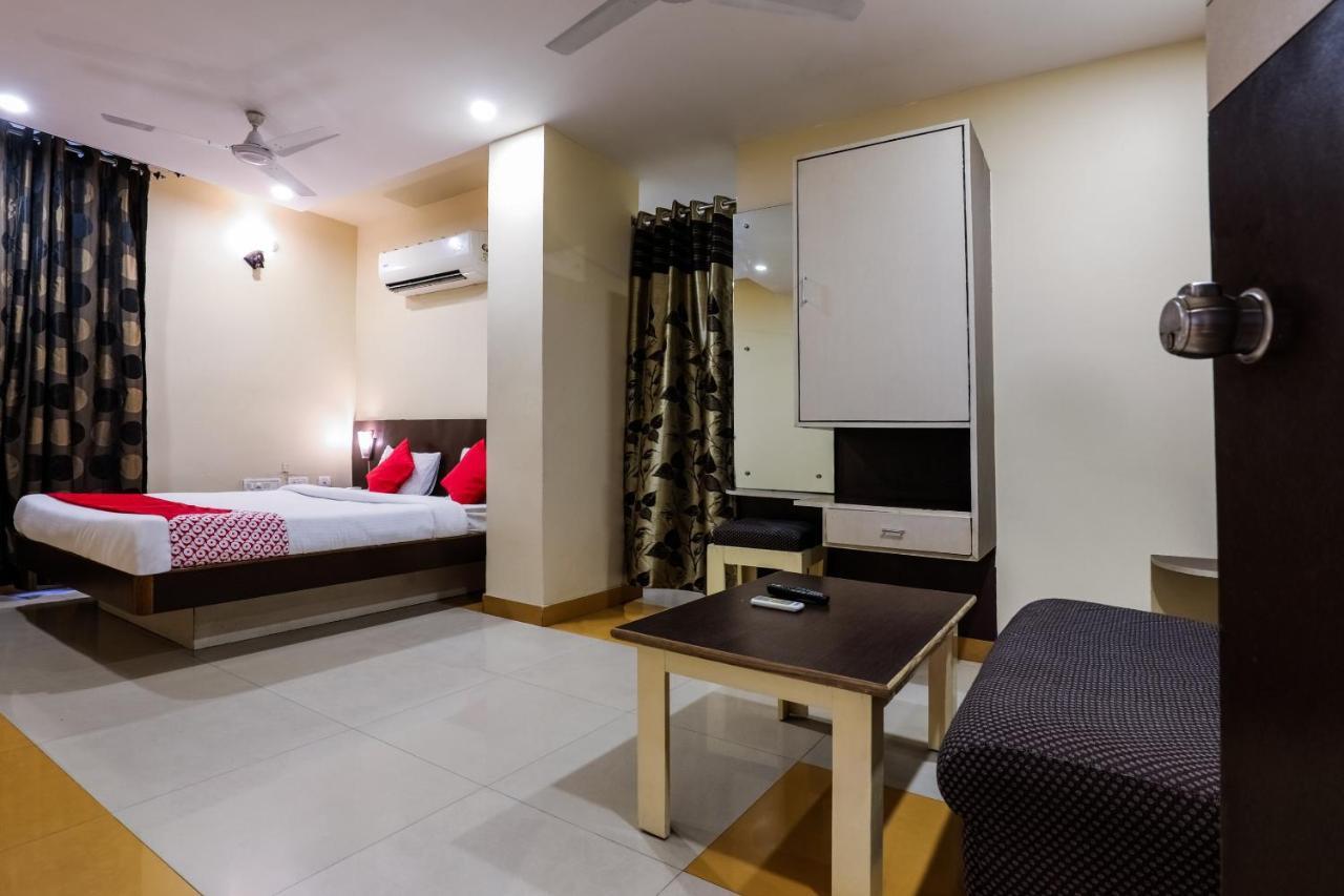 Hotel New Sree Krishna Residency Hyderabad Exterior photo