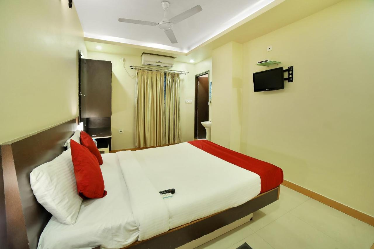 Hotel New Sree Krishna Residency Hyderabad Exterior photo