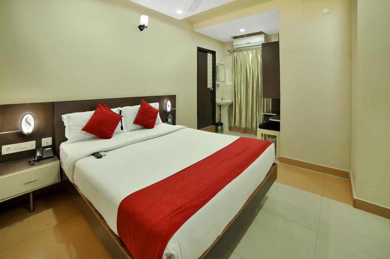 Hotel New Sree Krishna Residency Hyderabad Exterior photo